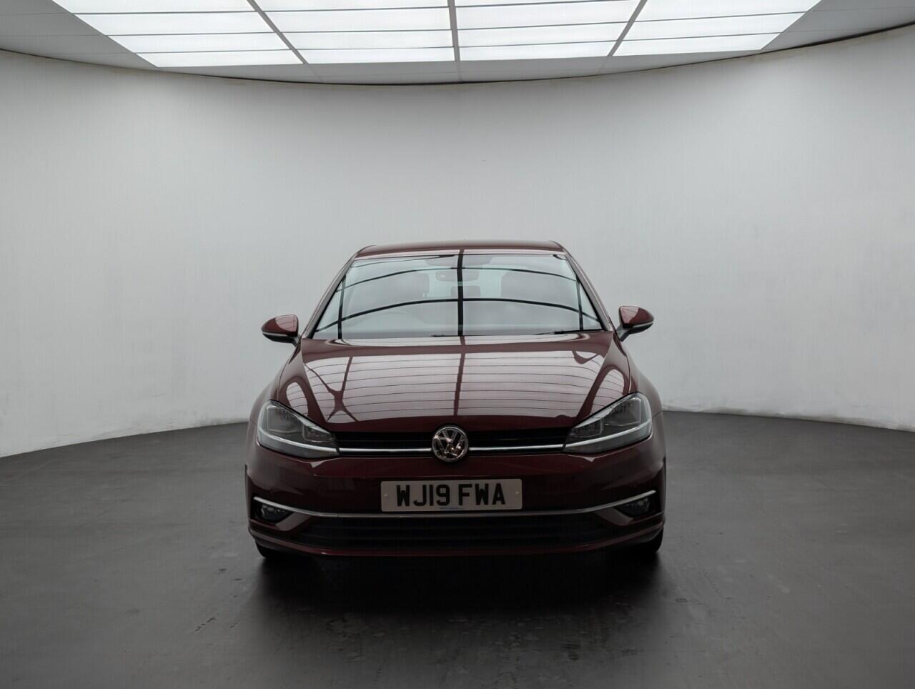 Used Volkswagen Golf 2019 for sale - 76424623: Photo 2