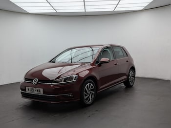 Used Volkswagen Golf 2019 for sale - 76424623: Photo