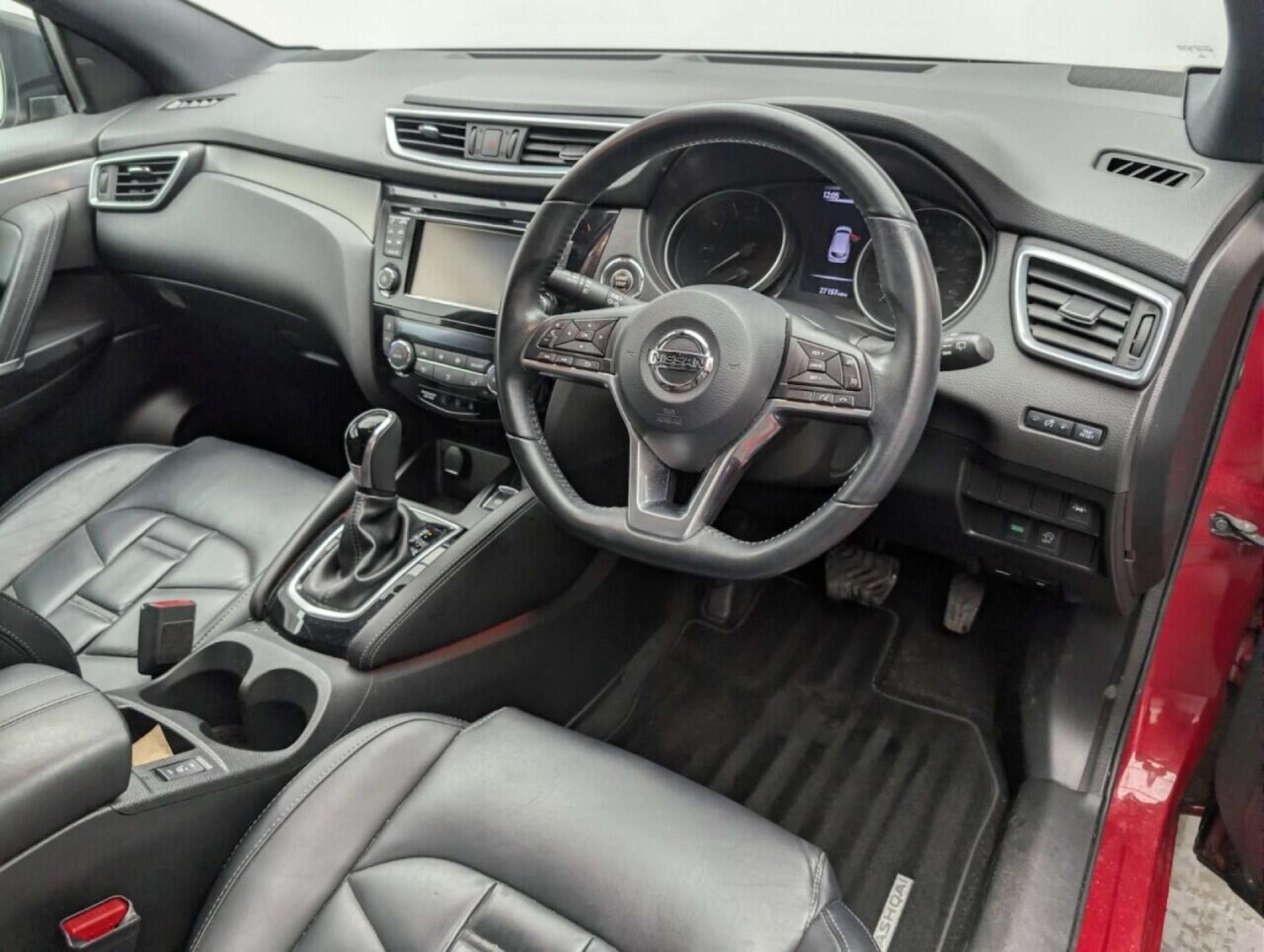 Used Nissan Qashqai 2018 for sale - 77713239: Photo 10