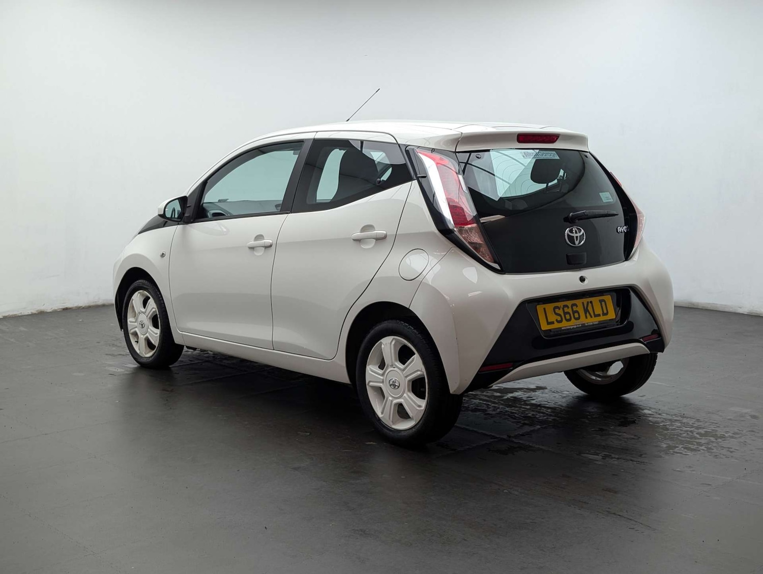 Used Toyota AYGO 2016 for sale - 78106716: Photo 7