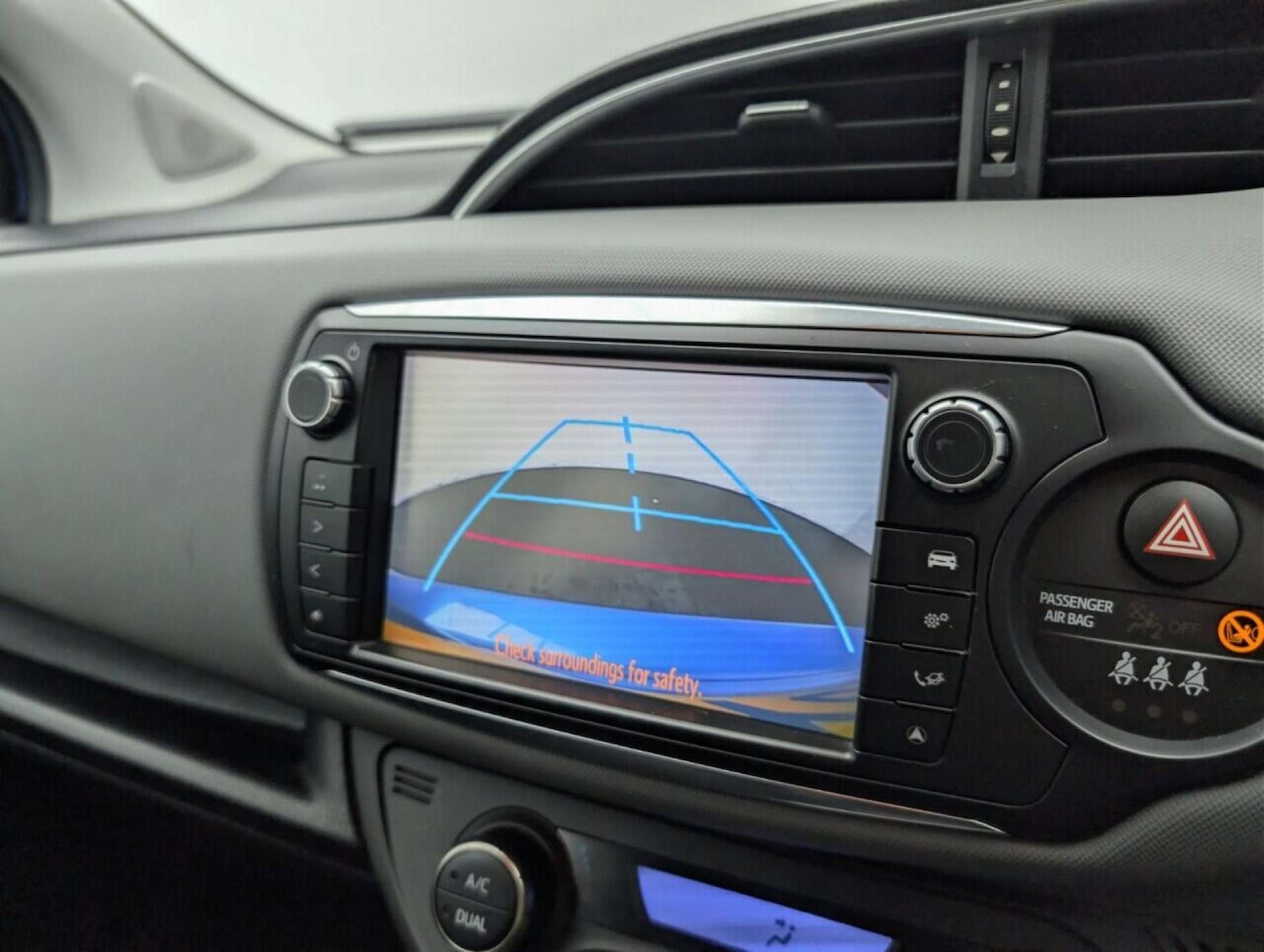 Used Toyota Yaris 2016 for sale - 77903120: Photo 18