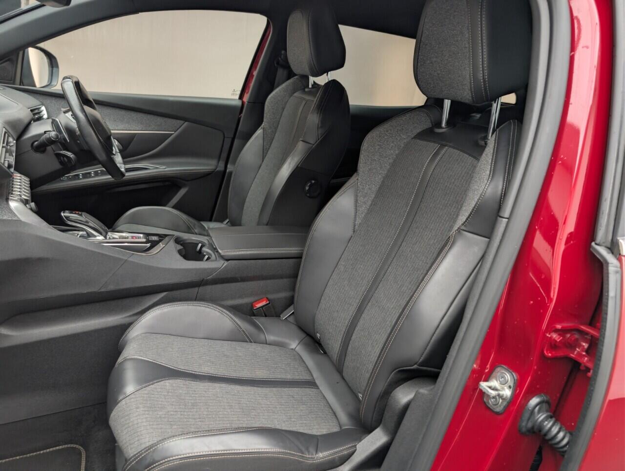 Used Peugeot 3008 2018 for sale - 76422682: Photo 26