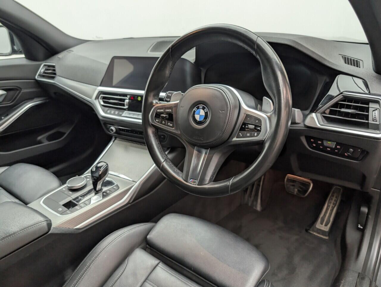 Used BMW 3 Series 2021 for sale - 76423228: Photo 11