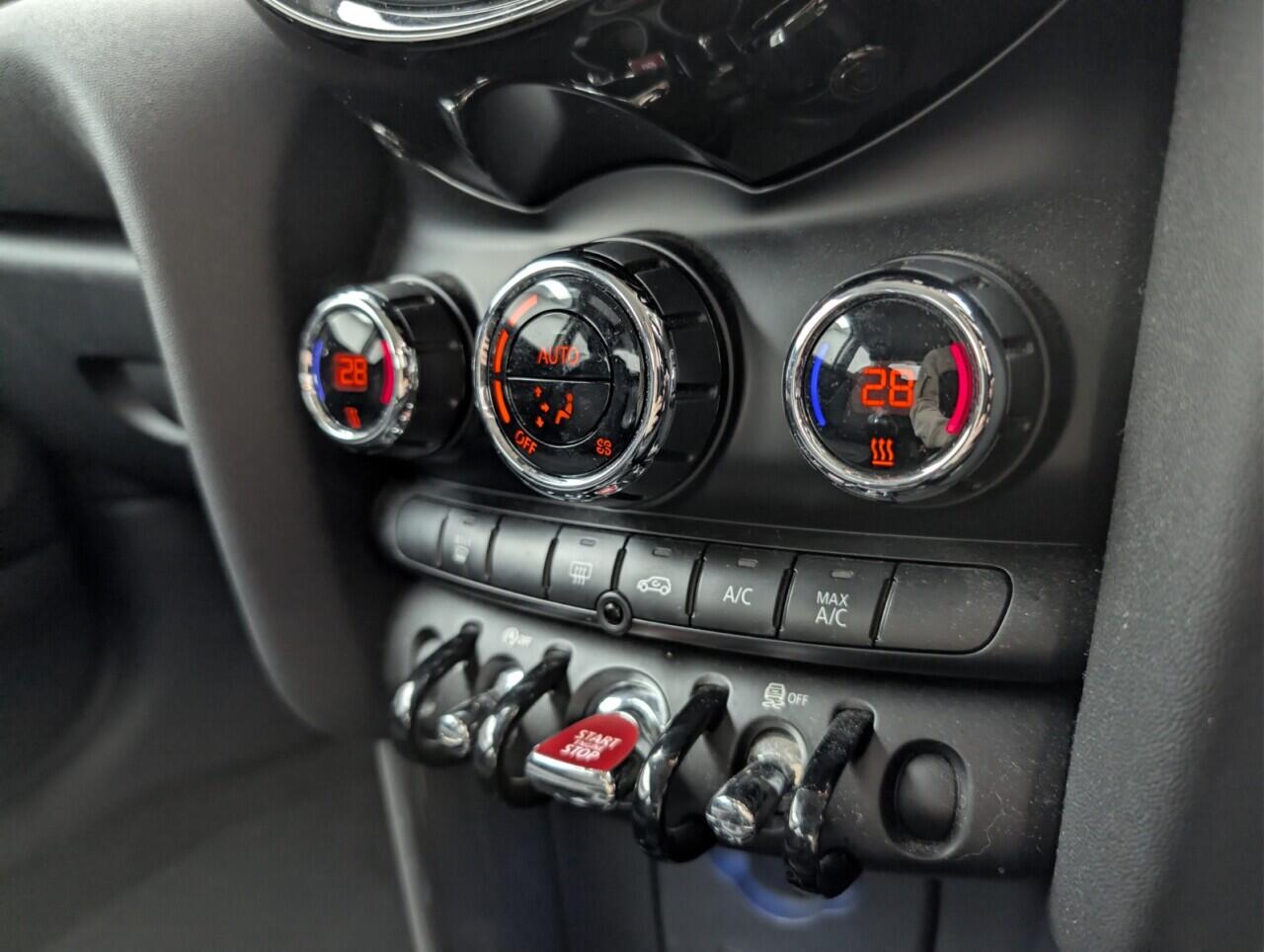 Used MINI Hatch 2017 for sale - 77143372: Photo 14