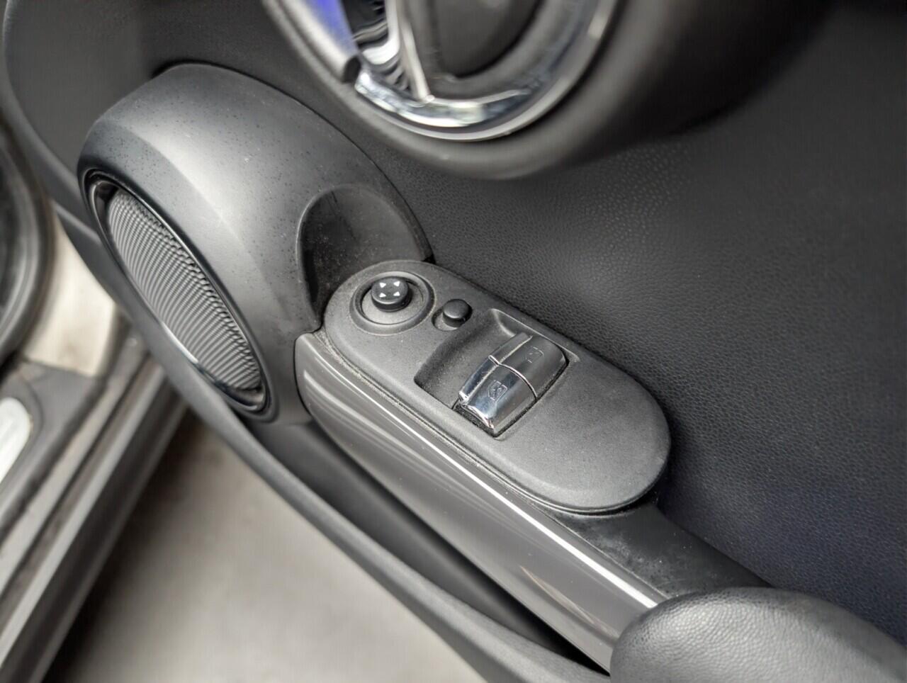 Used MINI Hatch 2017 for sale - 77143372: Photo 18