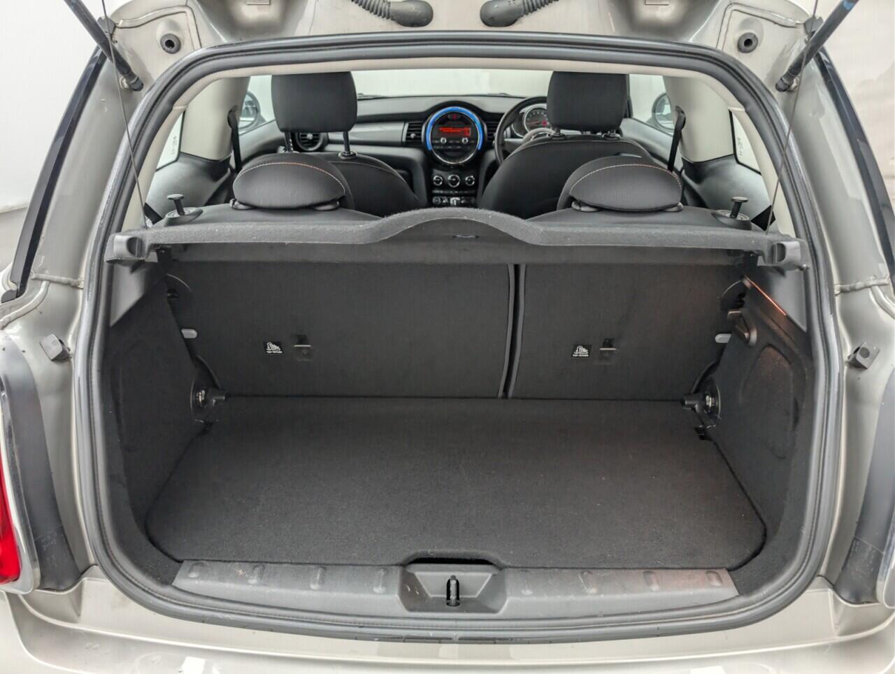 Used MINI Hatch 2017 for sale - 77143372: Photo 21