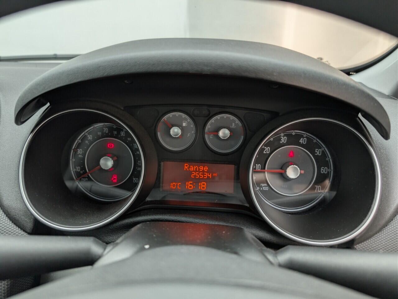 Used Fiat Punto 2017 for sale - 76765942: Photo 16