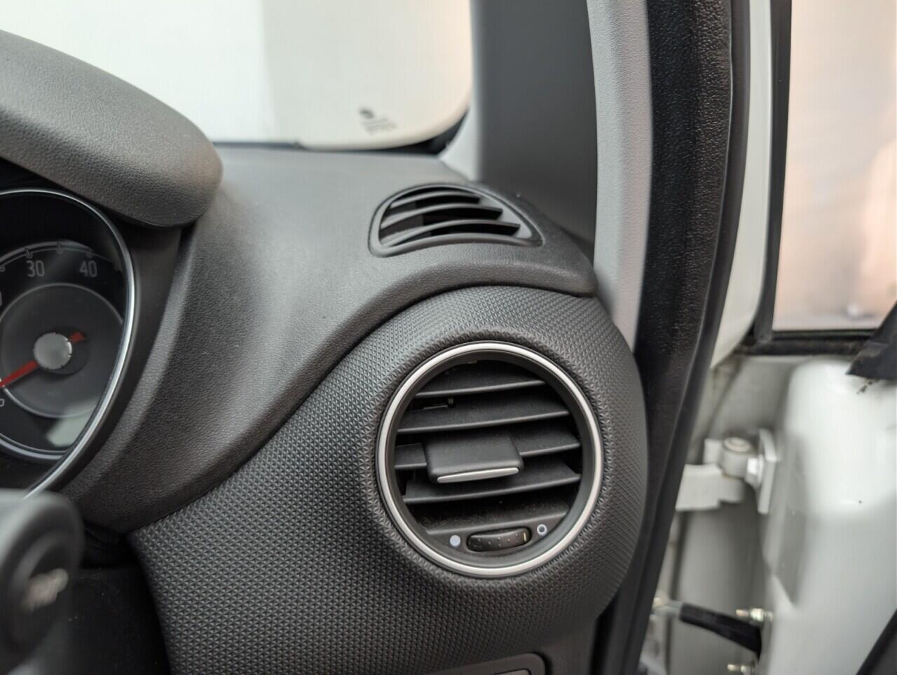 Used Fiat Punto 2017 for sale - 76765942: Photo 19