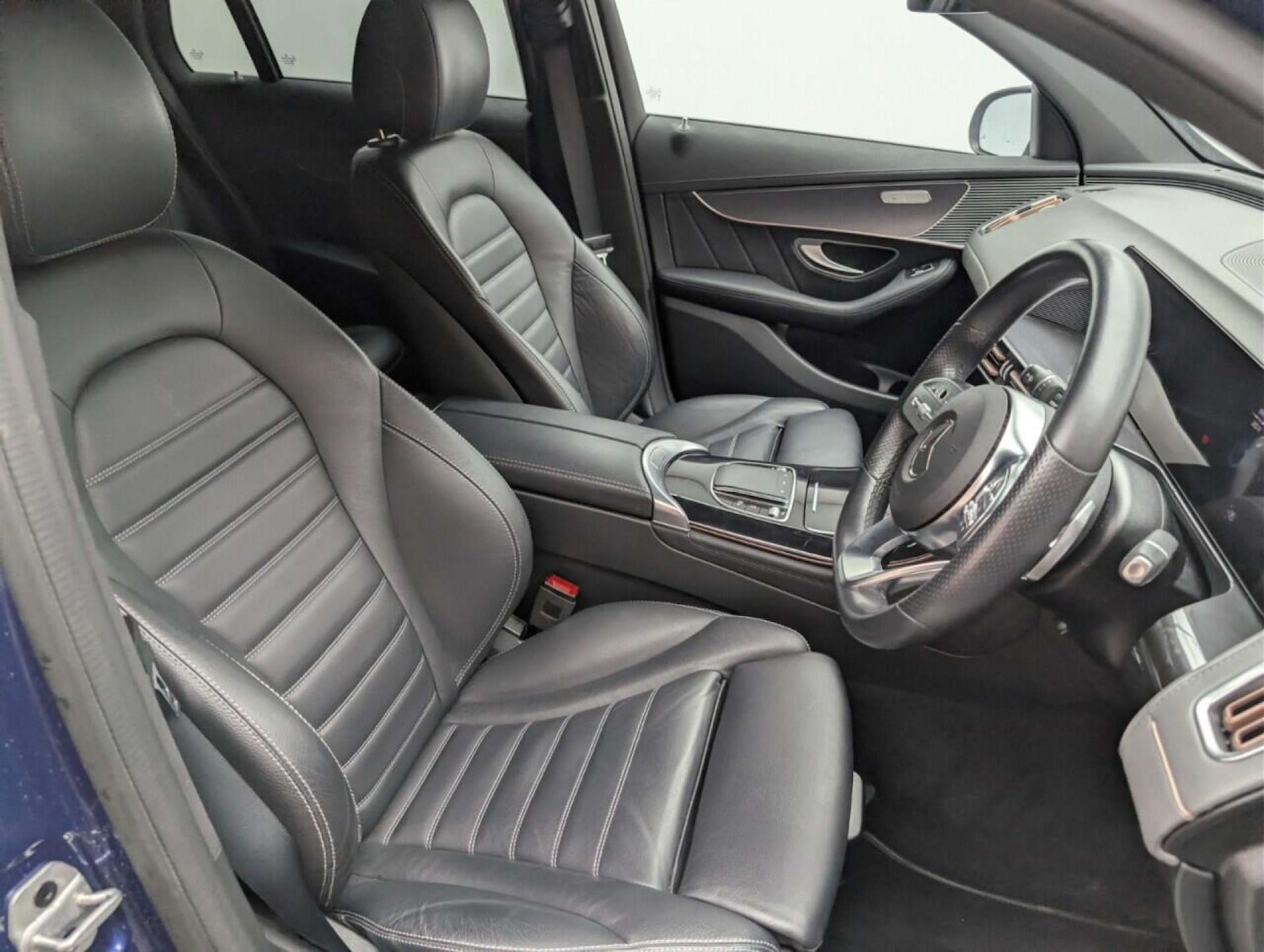 Used Mercedes-Benz EQC 2021 for sale - 77713452: Photo 12