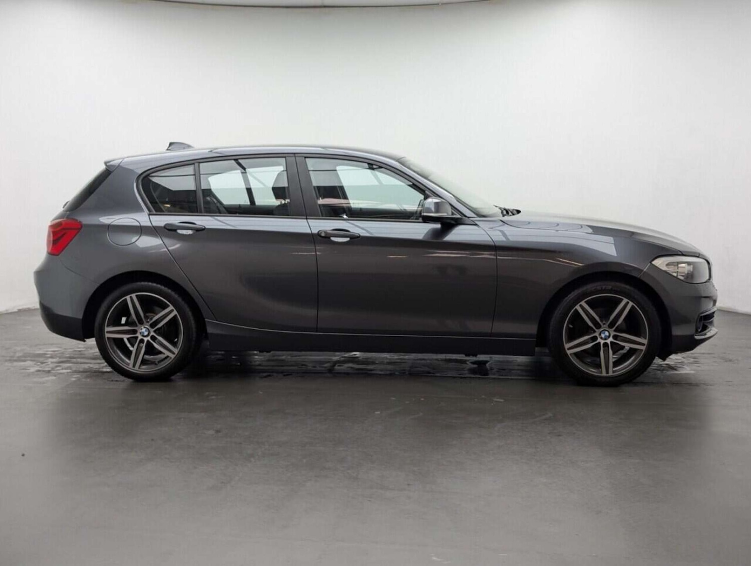 Used BMW 1 Series 2018 for sale - 77713996: Photo 9