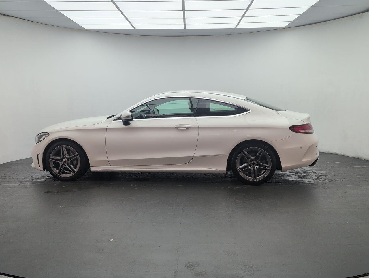 Used Mercedes-Benz C Class 2018 for sale - 76456622: Photo 5