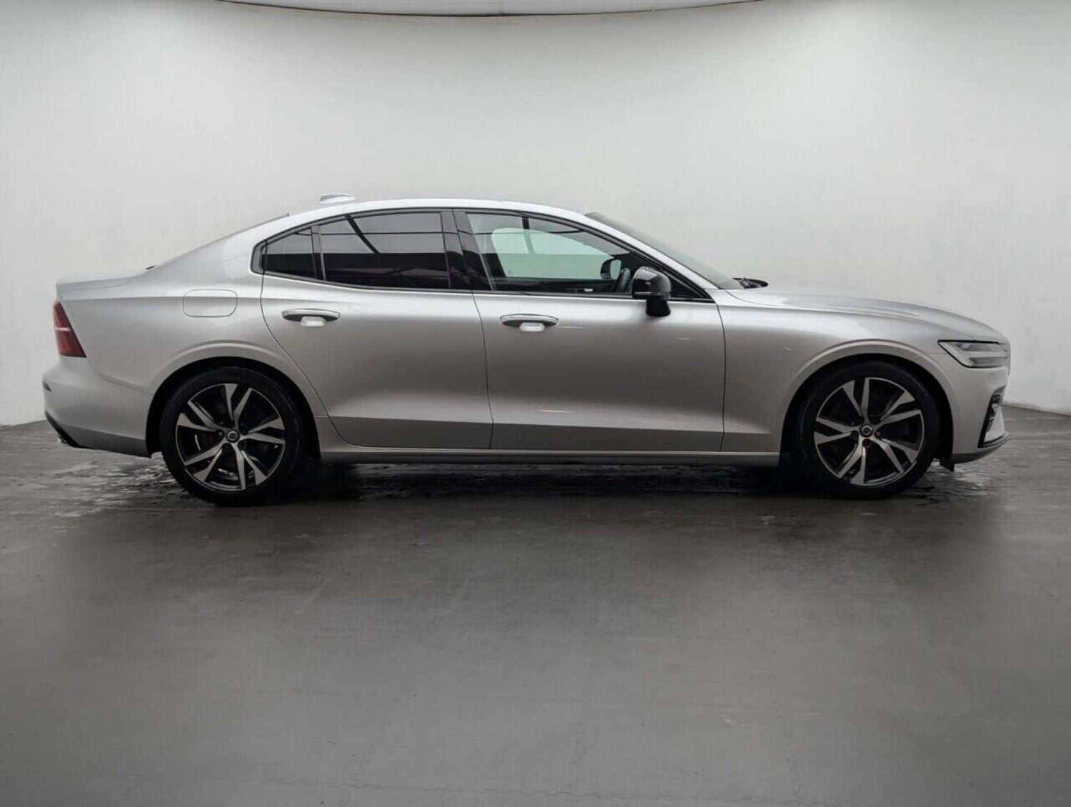 Used Volvo S60 2020 for sale - 77714329: Photo 9