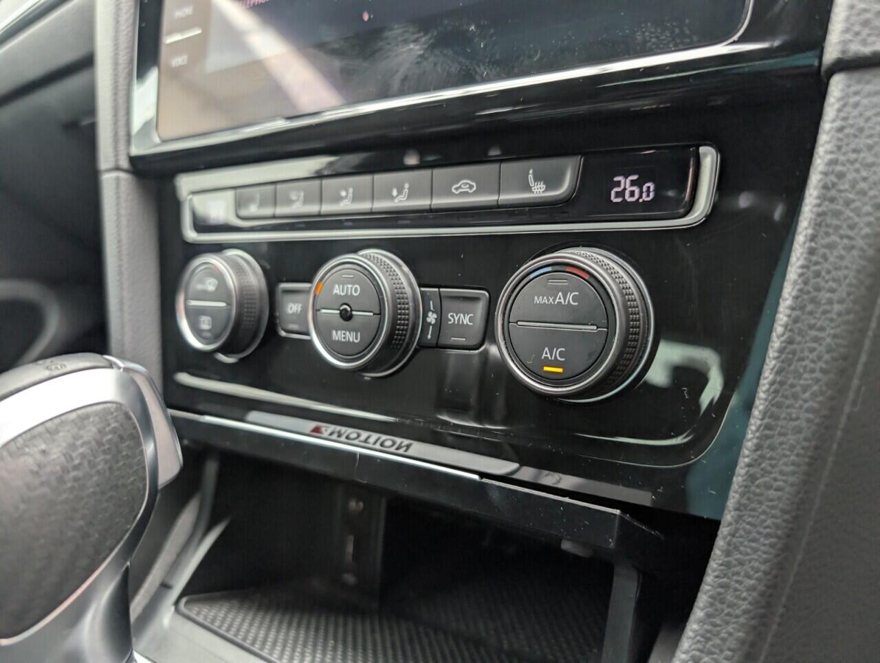 Used Volkswagen Golf 2017 for sale - 76422924: Photo 16