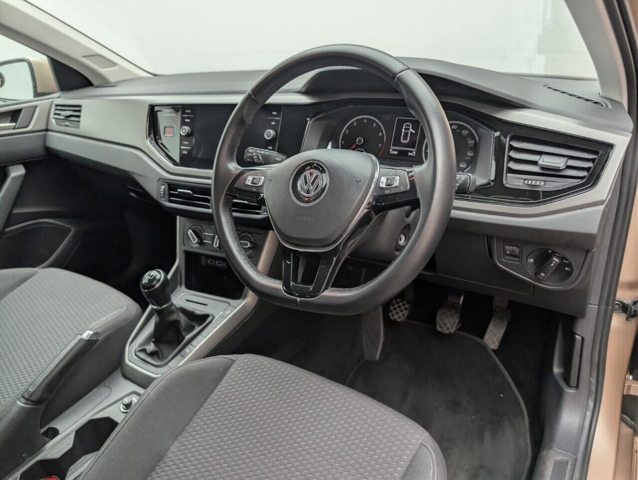 Used Volkswagen Polo 2018 for sale - 76584884: Photo 11