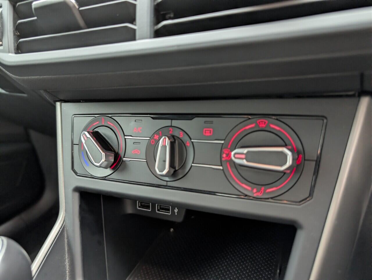 Used Volkswagen Polo 2018 for sale - 76584884: Photo 16