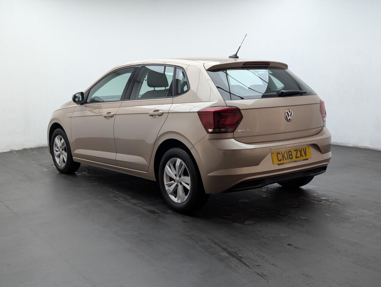 Used Volkswagen Polo 2018 for sale - 76584884: Photo 6