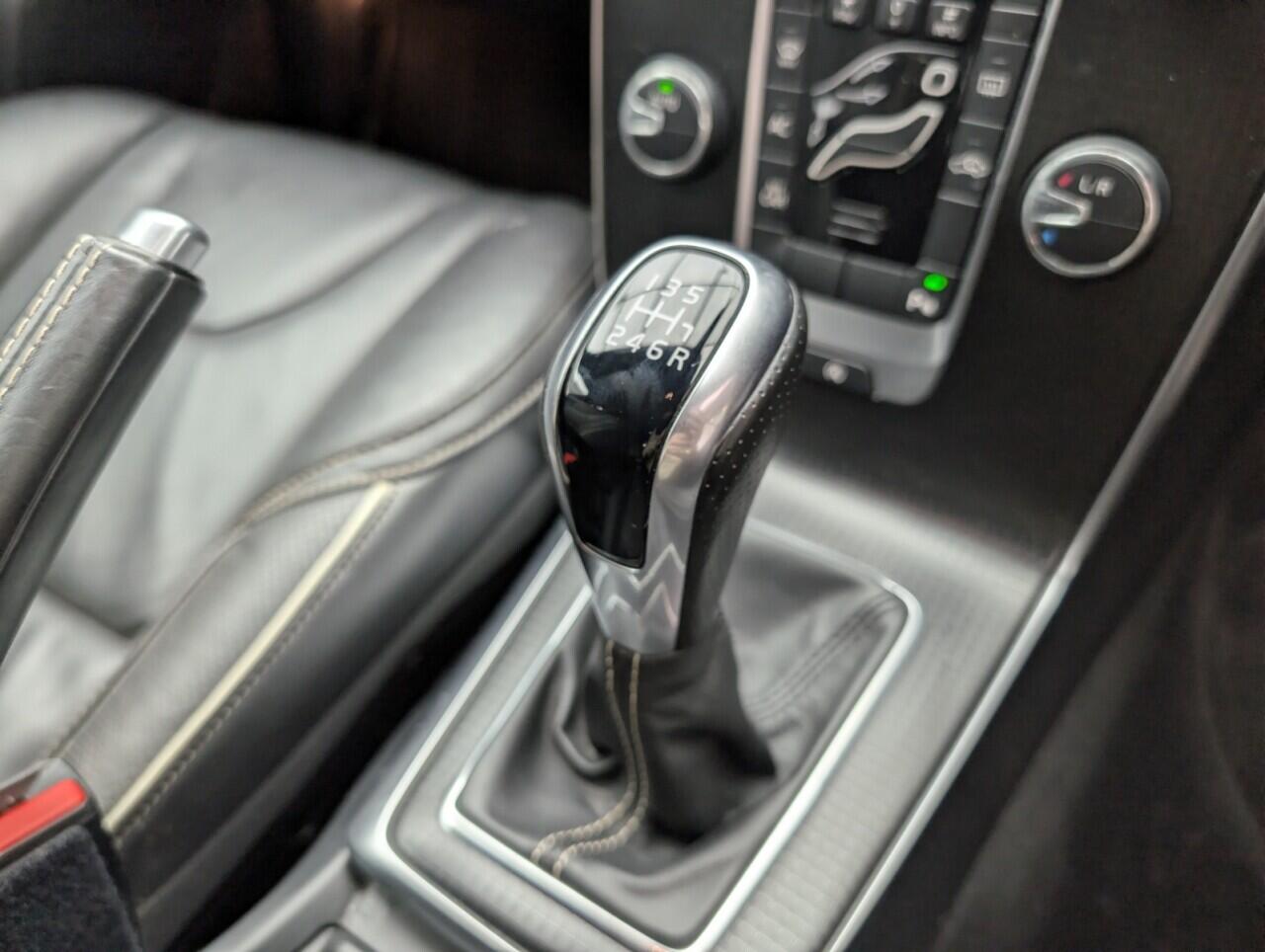 Used Volvo V40 2019 for sale - 77131826: Photo 27