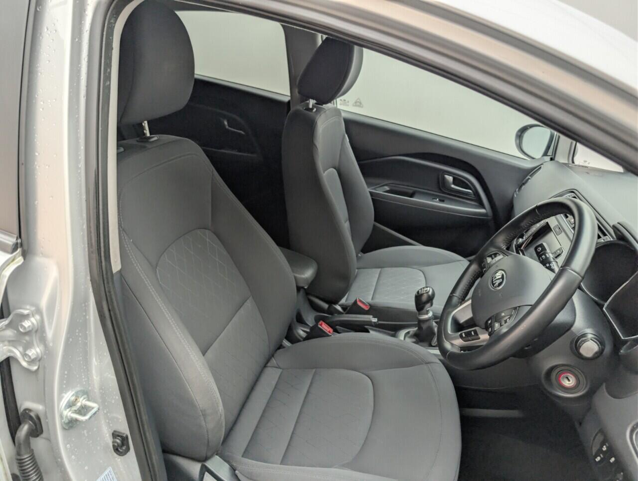 Used Kia Rio 2017 for sale - 76976041: Photo 12