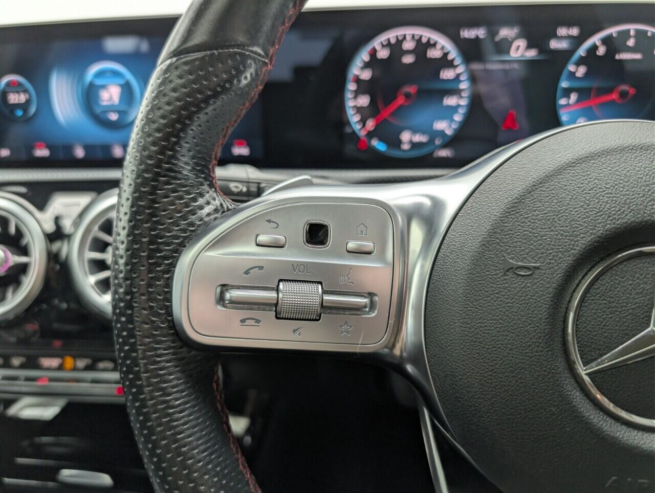 Used Mercedes-Benz A-Class 2019 for sale - 76742775: Photo 19