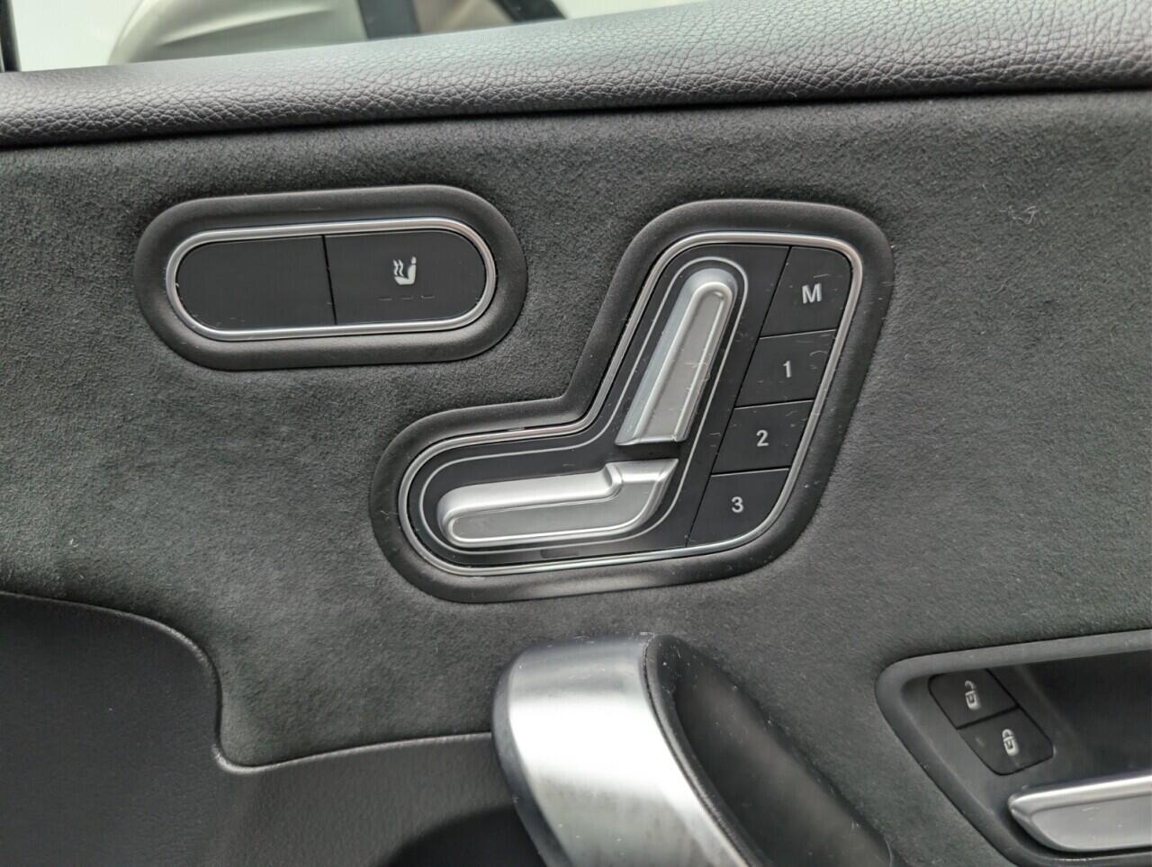 Used Mercedes-Benz A-Class 2019 for sale - 76742775: Photo 24