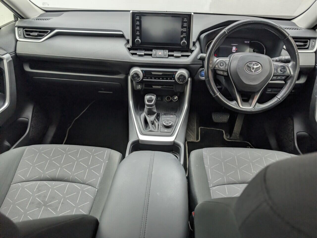 Used Toyota RAV4 2020 for sale - 76701384: Photo 25