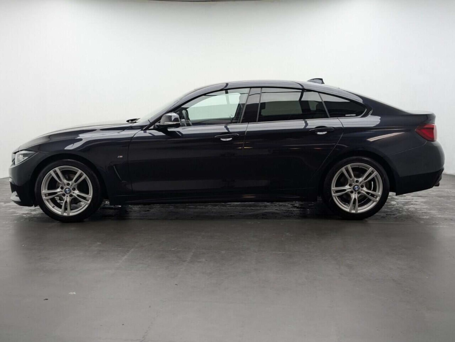 Used BMW 4 Series 2019 for sale - 77714135: Photo 5