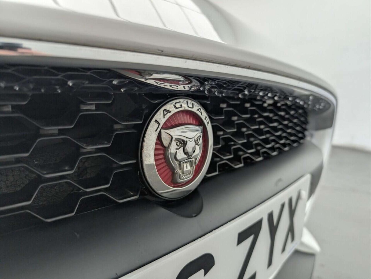 Used Jaguar F-Type 2017 for sale - 77778164: Photo 33