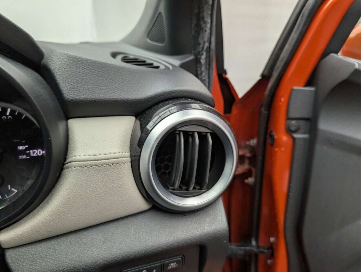 Used Nissan Micra 2018 for sale - 77713185: Photo 21