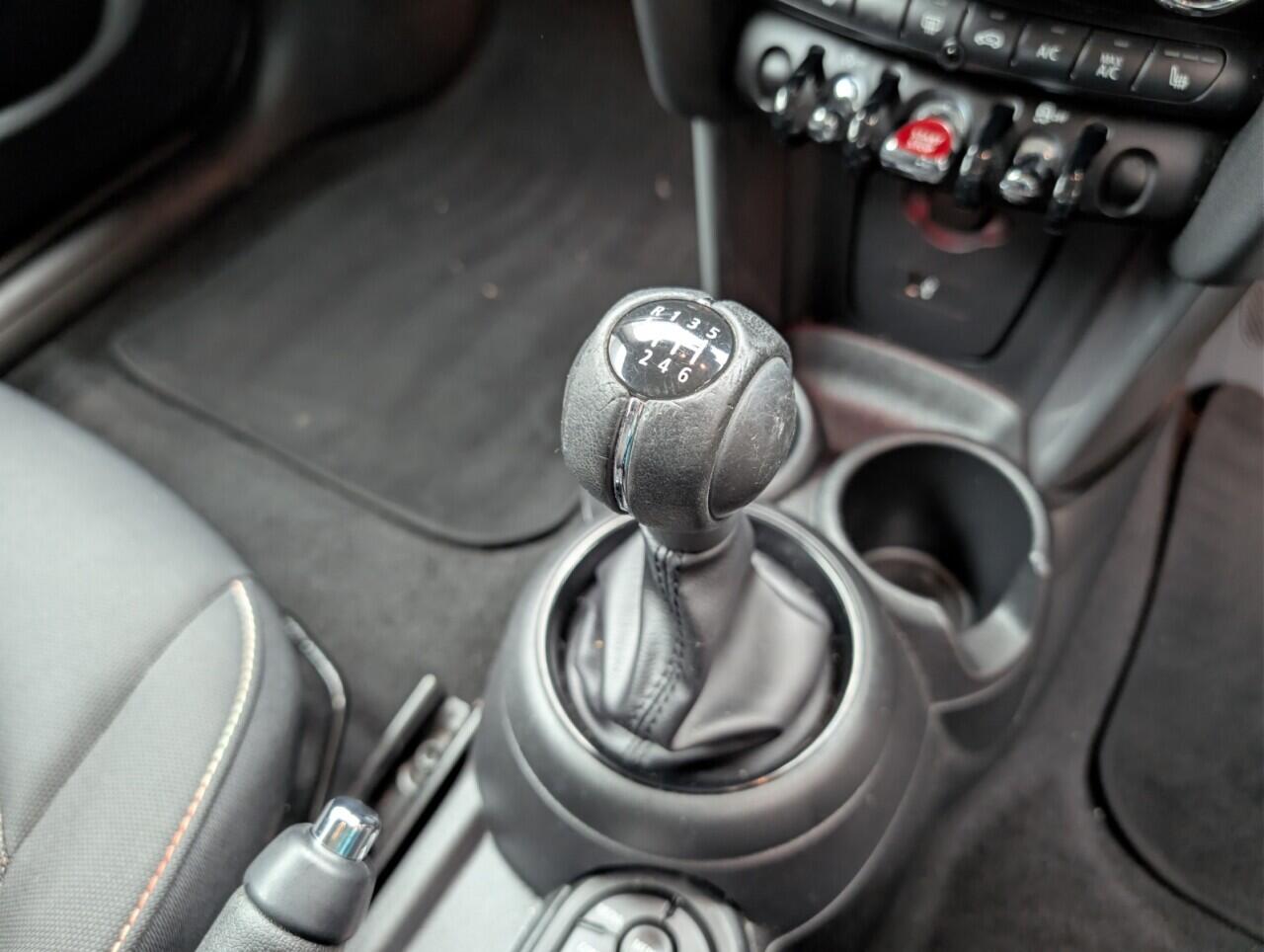 Used MINI Hatch 2019 for sale - 76607873: Photo 16