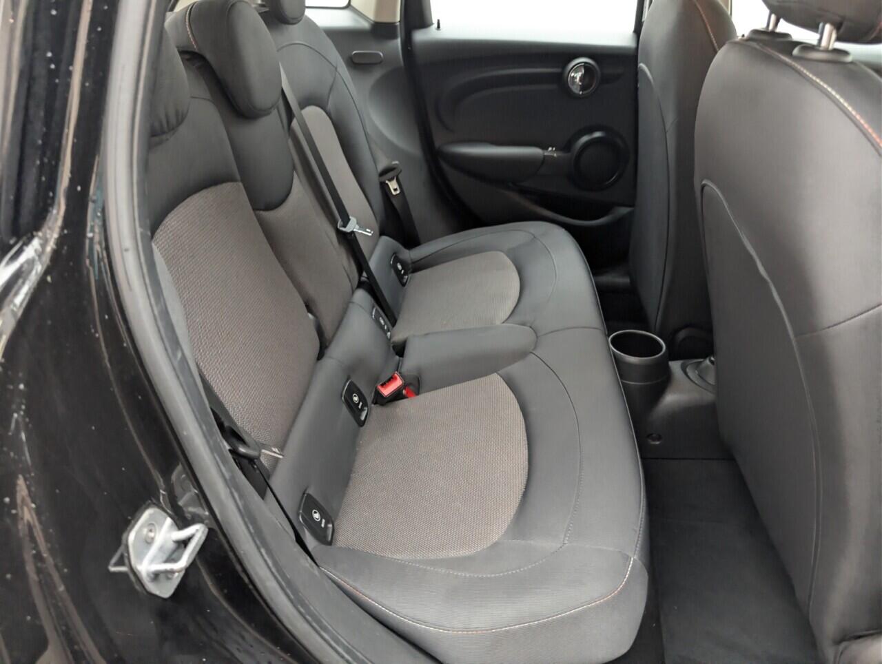 Used MINI Hatch 2019 for sale - 76607873: Photo 24