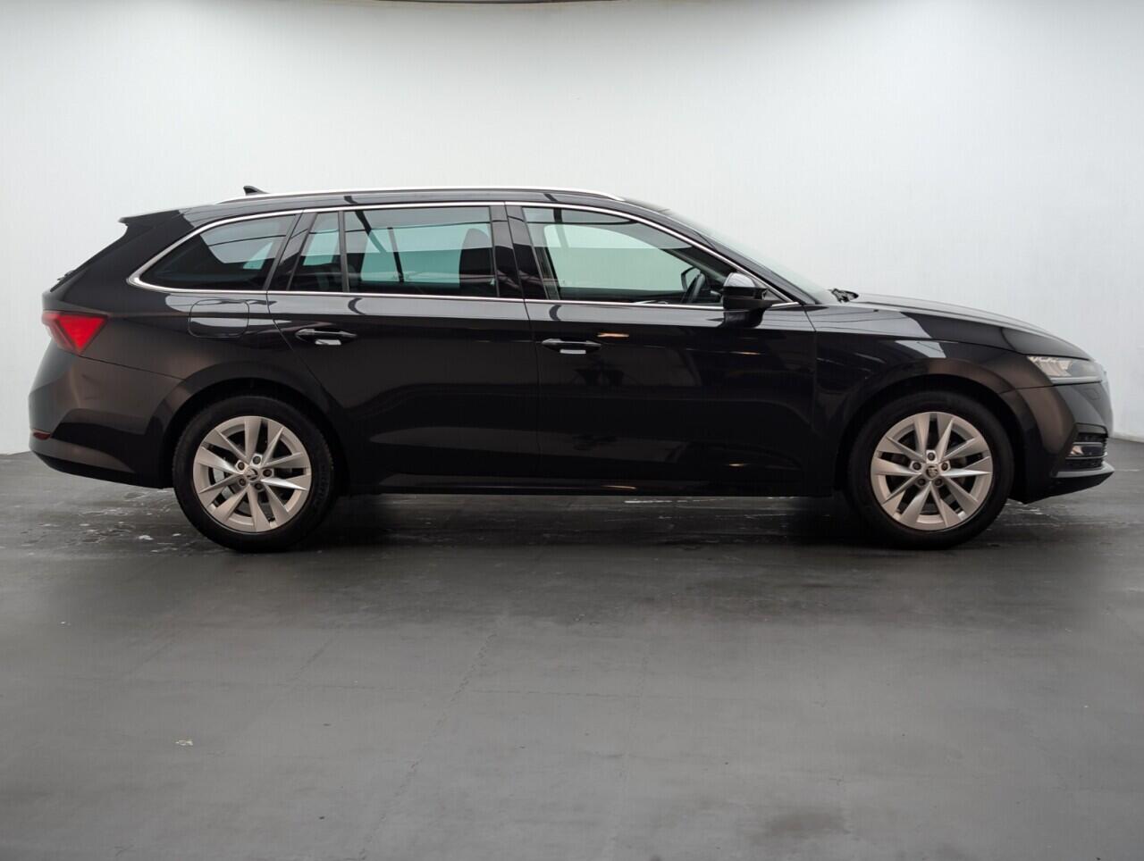 Used Skoda Octavia 2022 for sale - 76607032: Photo 9