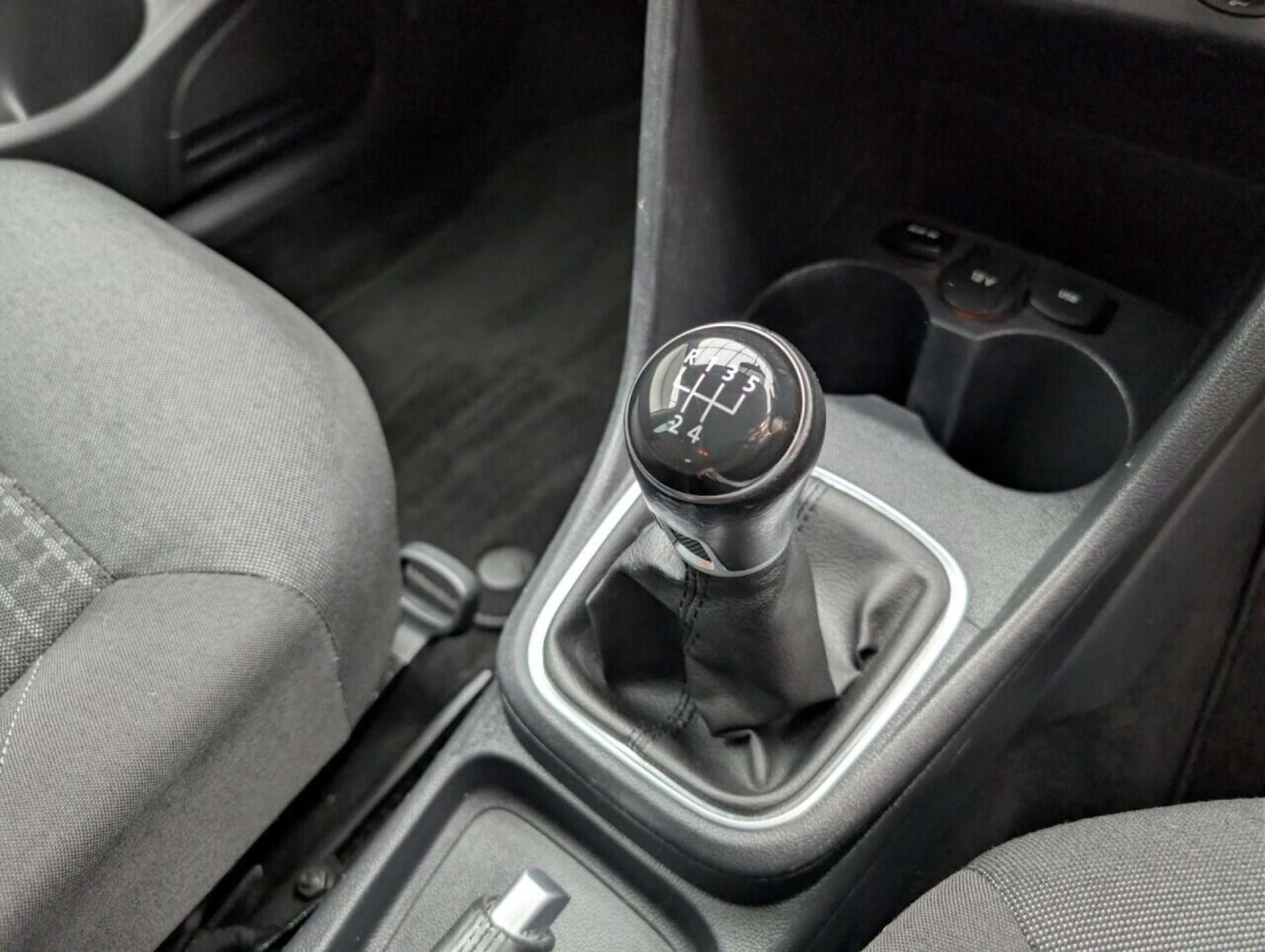 Used Volkswagen Polo 2016 for sale - 77712993: Photo 17