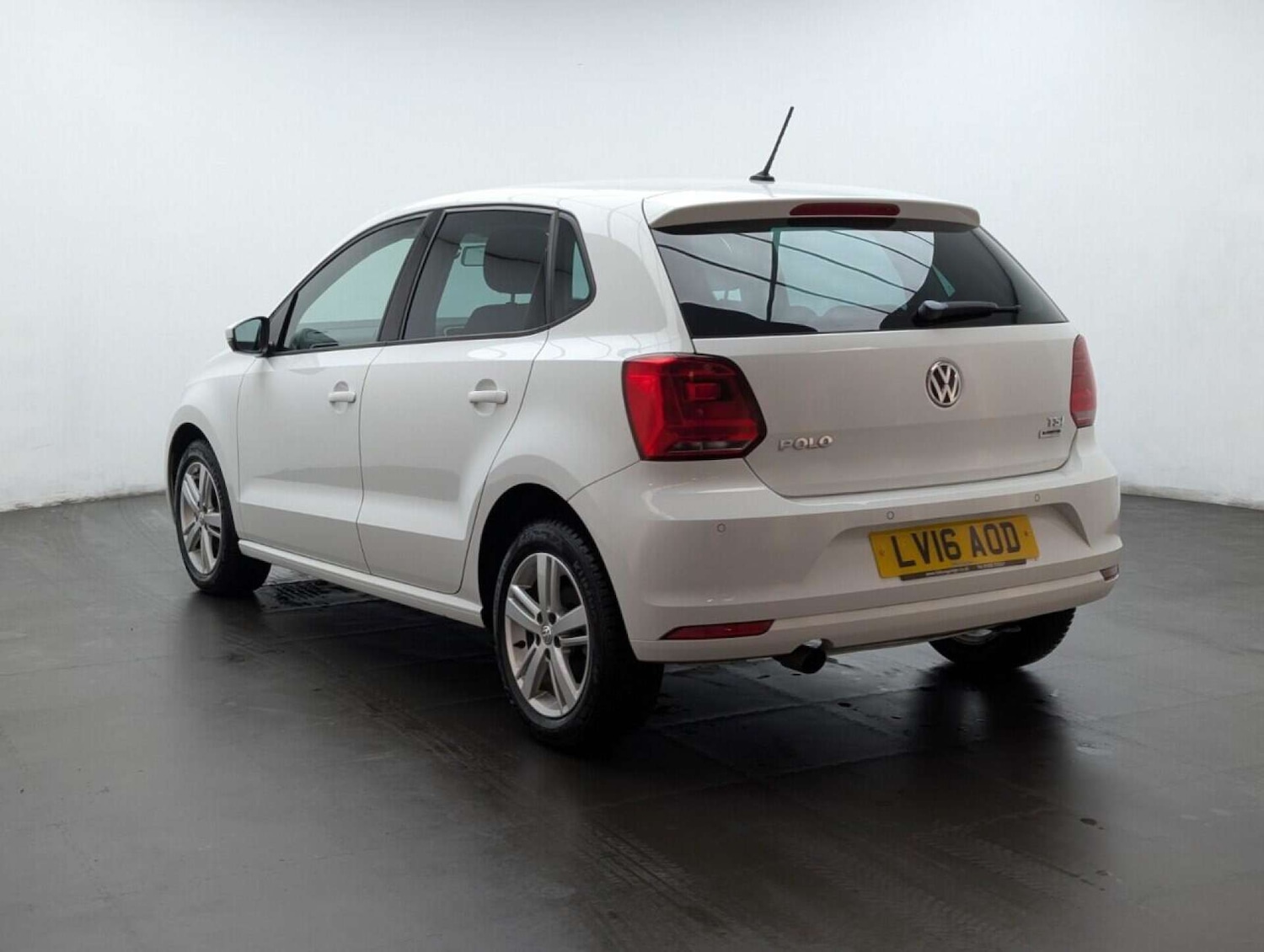 Used Volkswagen Polo 2016 for sale - 77712993: Photo 6