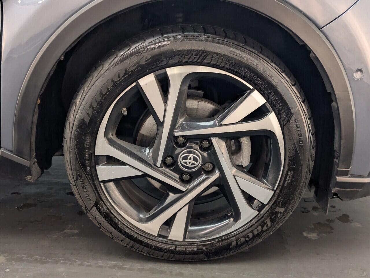 Used Toyota C-HR 2022 for sale - 76425262: Photo 10