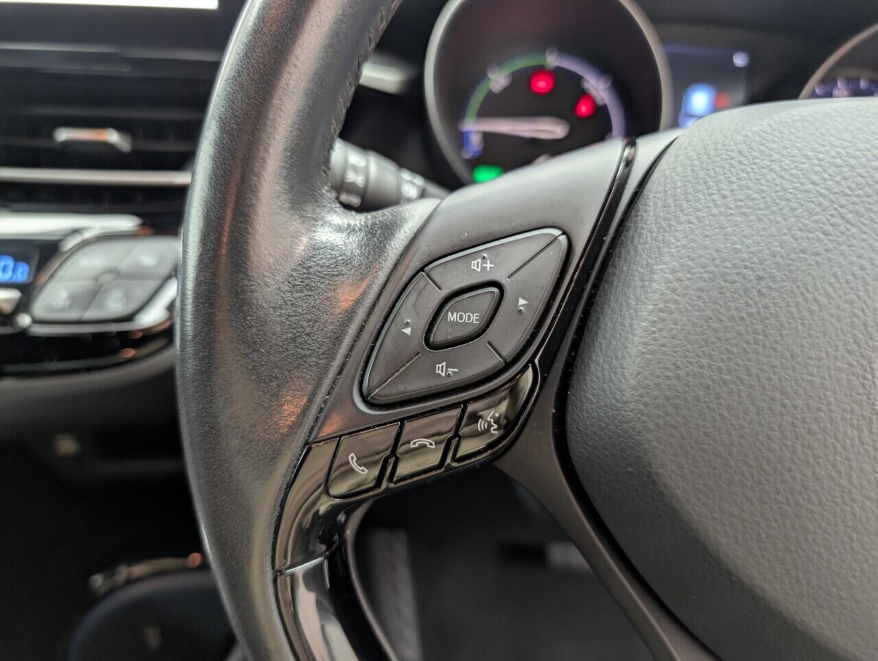 Used Toyota C-HR 2022 for sale - 76425262: Photo 19