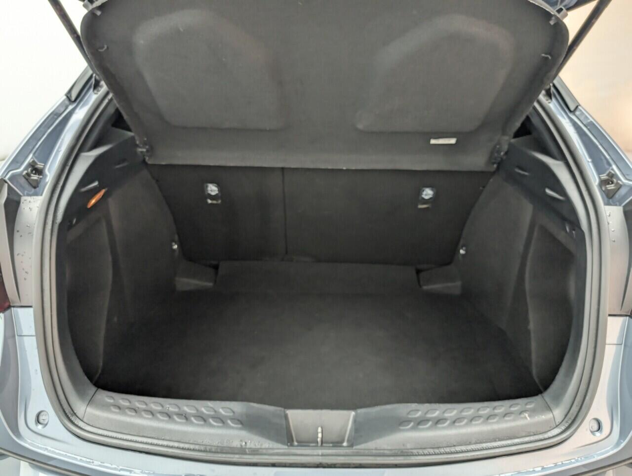 Used Toyota C-HR 2022 for sale - 76425262: Photo 25