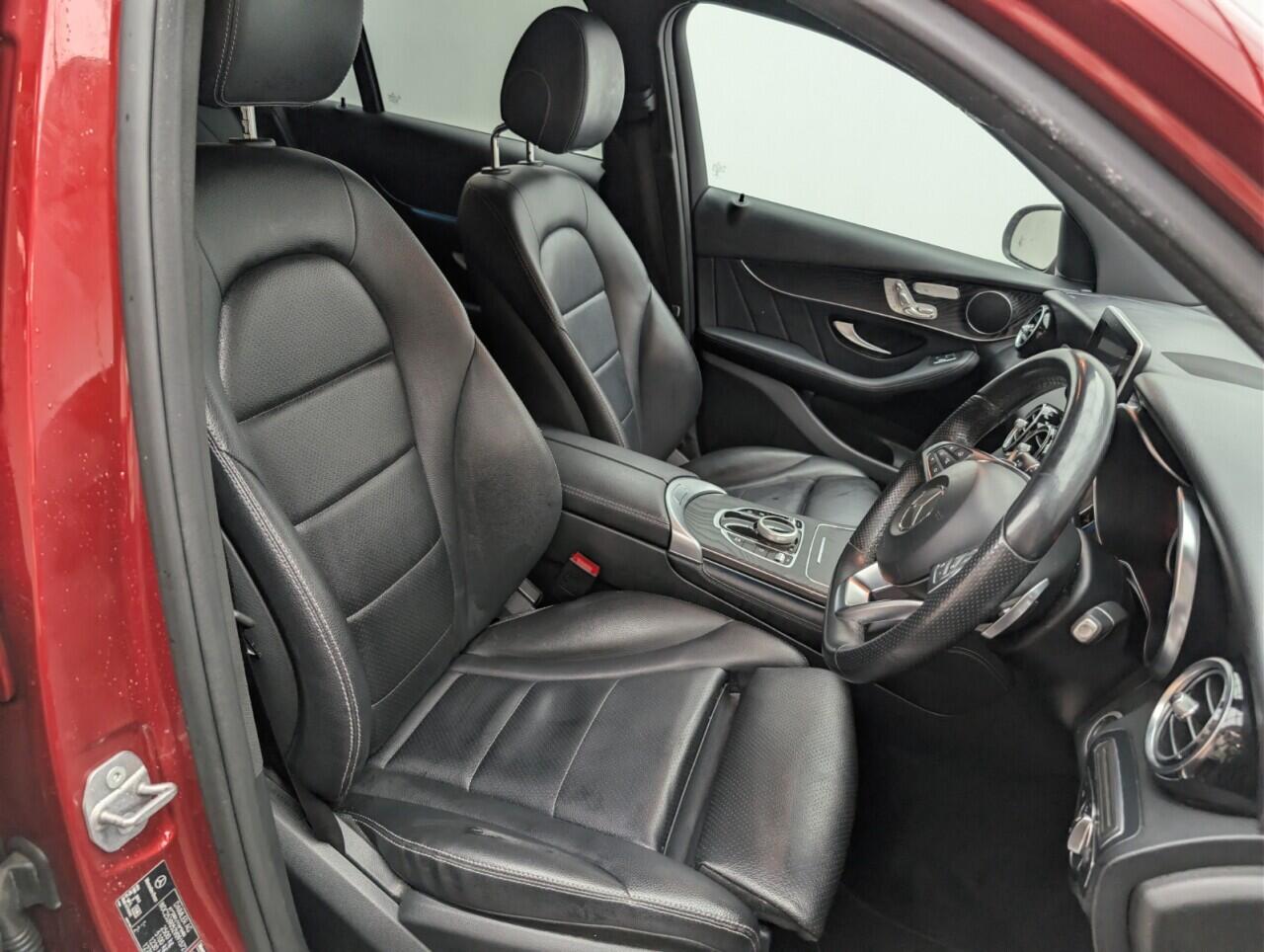 Used Mercedes-Benz GLC 2018 for sale - 77098111: Photo 12