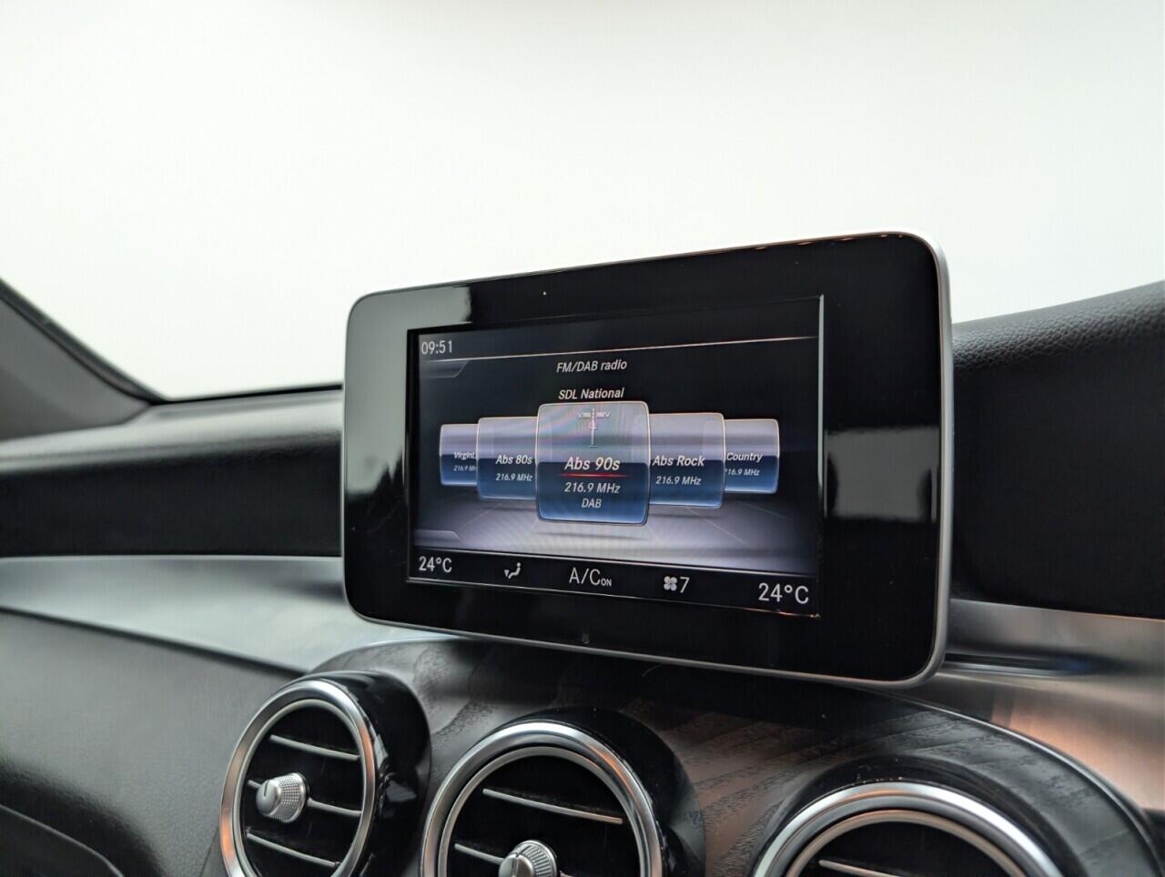 Used Mercedes-Benz GLC 2018 for sale - 77098111: Photo 13