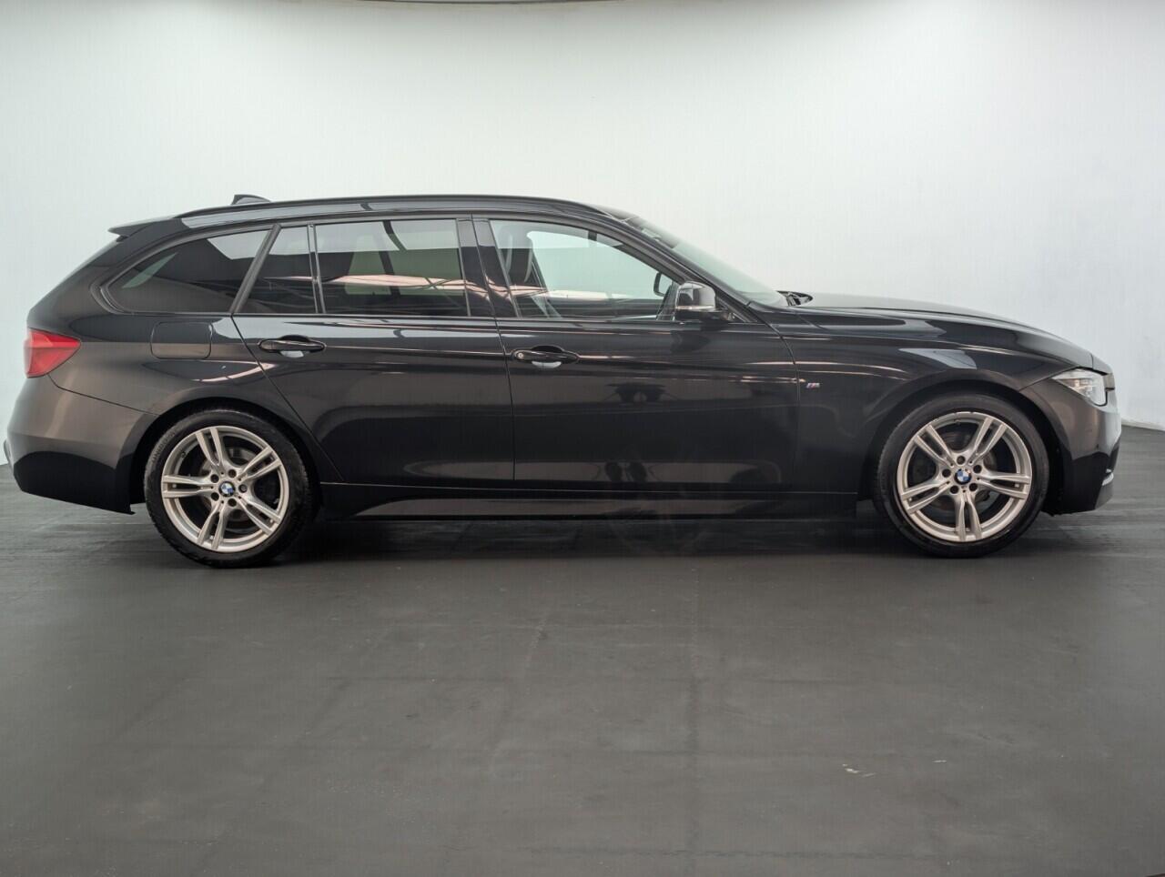 Used BMW 3 Series 2018 for sale - 76423354: Photo 9