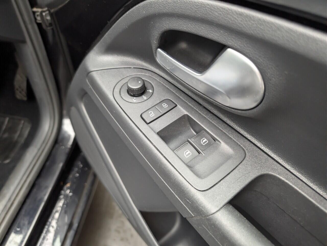 Used Volkswagen up! 2018 for sale - 77191803: Photo 19