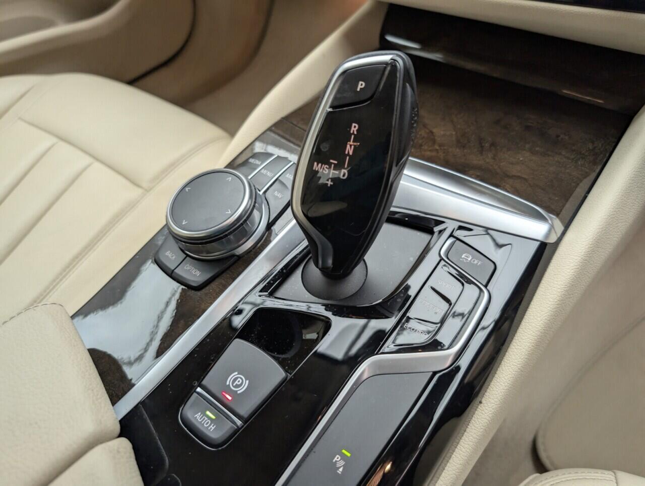 Used BMW 5 Series 2017 for sale - 76425146: Photo 18