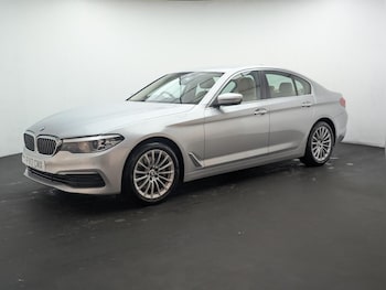 Used BMW 5 Series 2017 for sale - 76425146: Photo