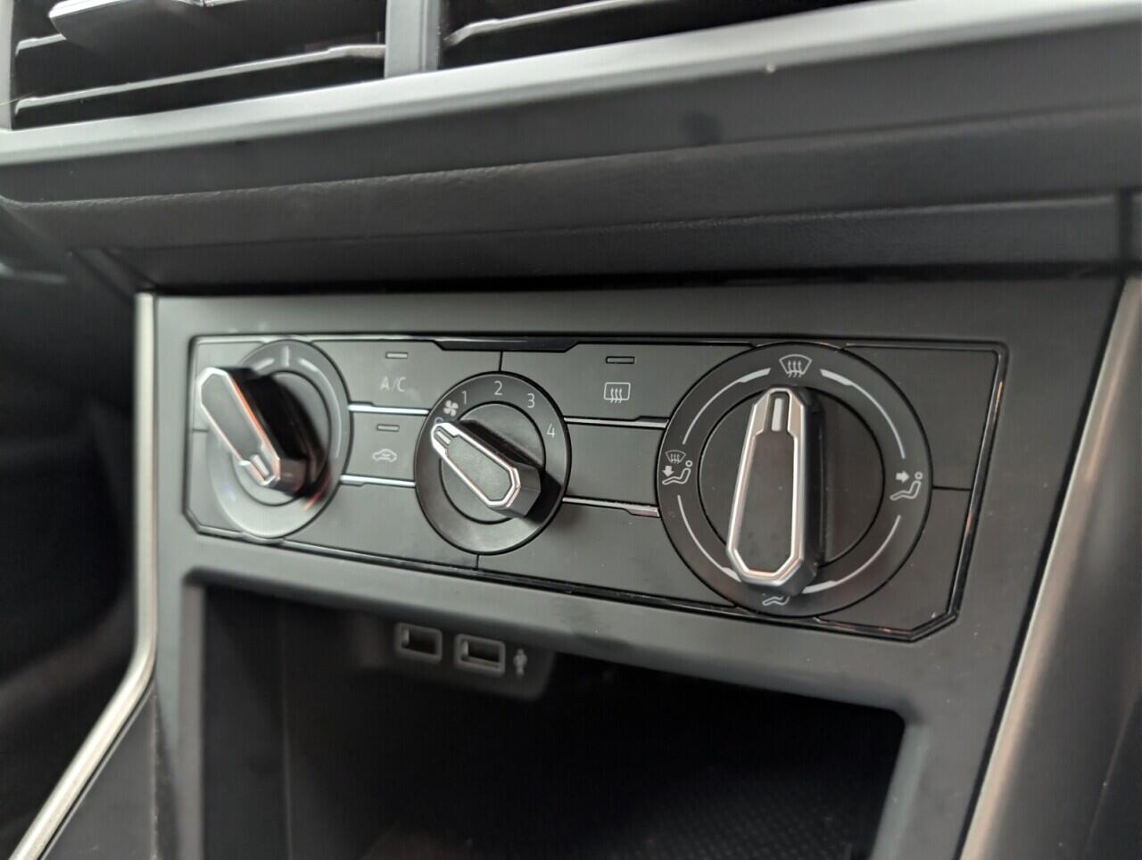 Used Volkswagen Polo 2018 for sale - 76608403: Photo 16