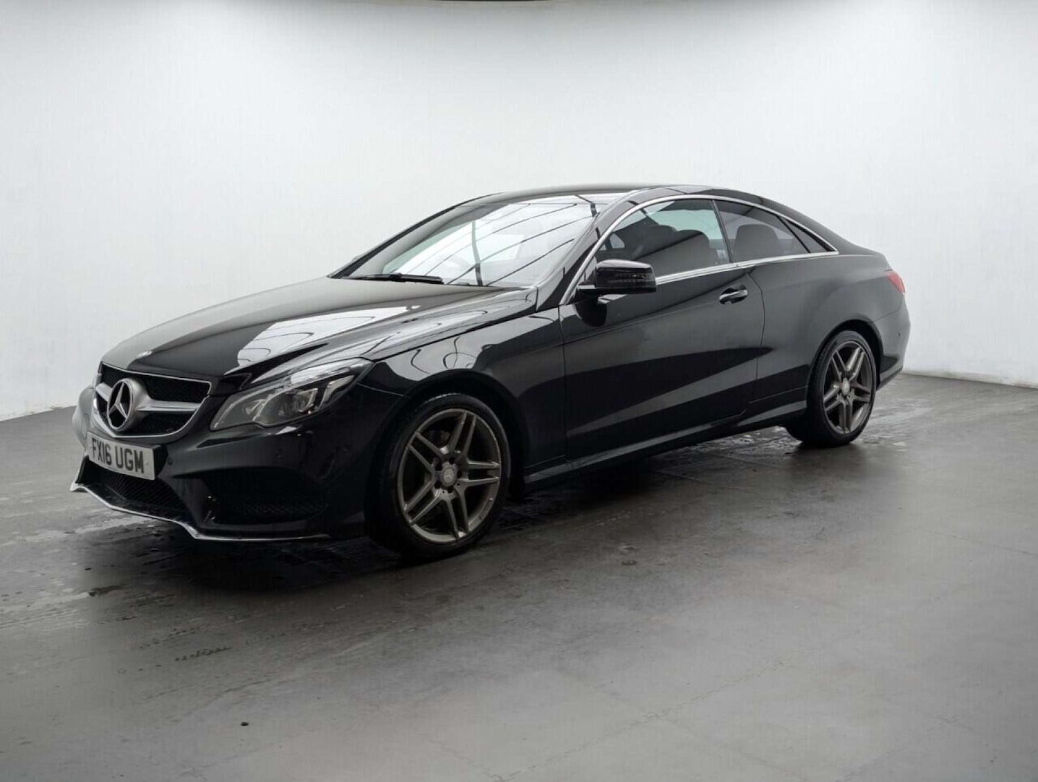 Used Mercedes-Benz E Class 2016 for sale - 77762366: Photo 4