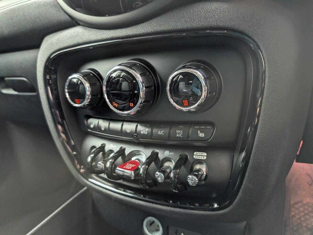 Used MINI Clubman 2018 for sale - 76422923: Photo 17