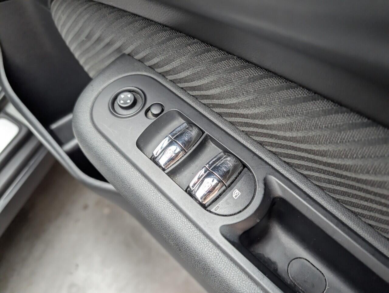 Used MINI Clubman 2018 for sale - 76422923: Photo 23