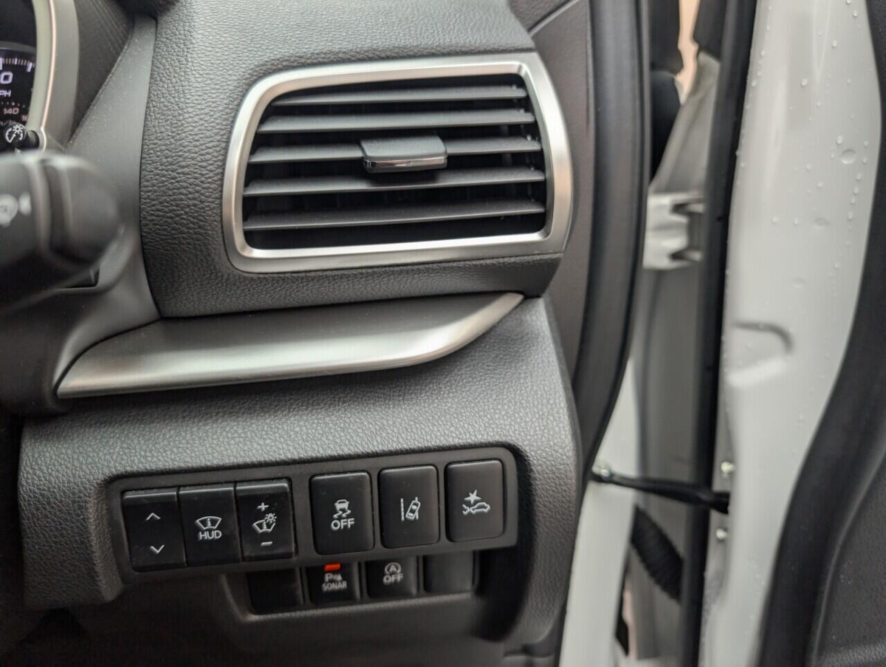 Used Mitsubishi Eclipse Cross 2018 for sale - 76423409: Photo 19