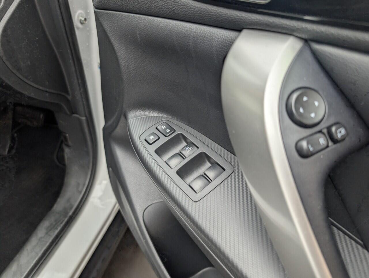 Used Mitsubishi Eclipse Cross 2018 for sale - 76423409: Photo 20