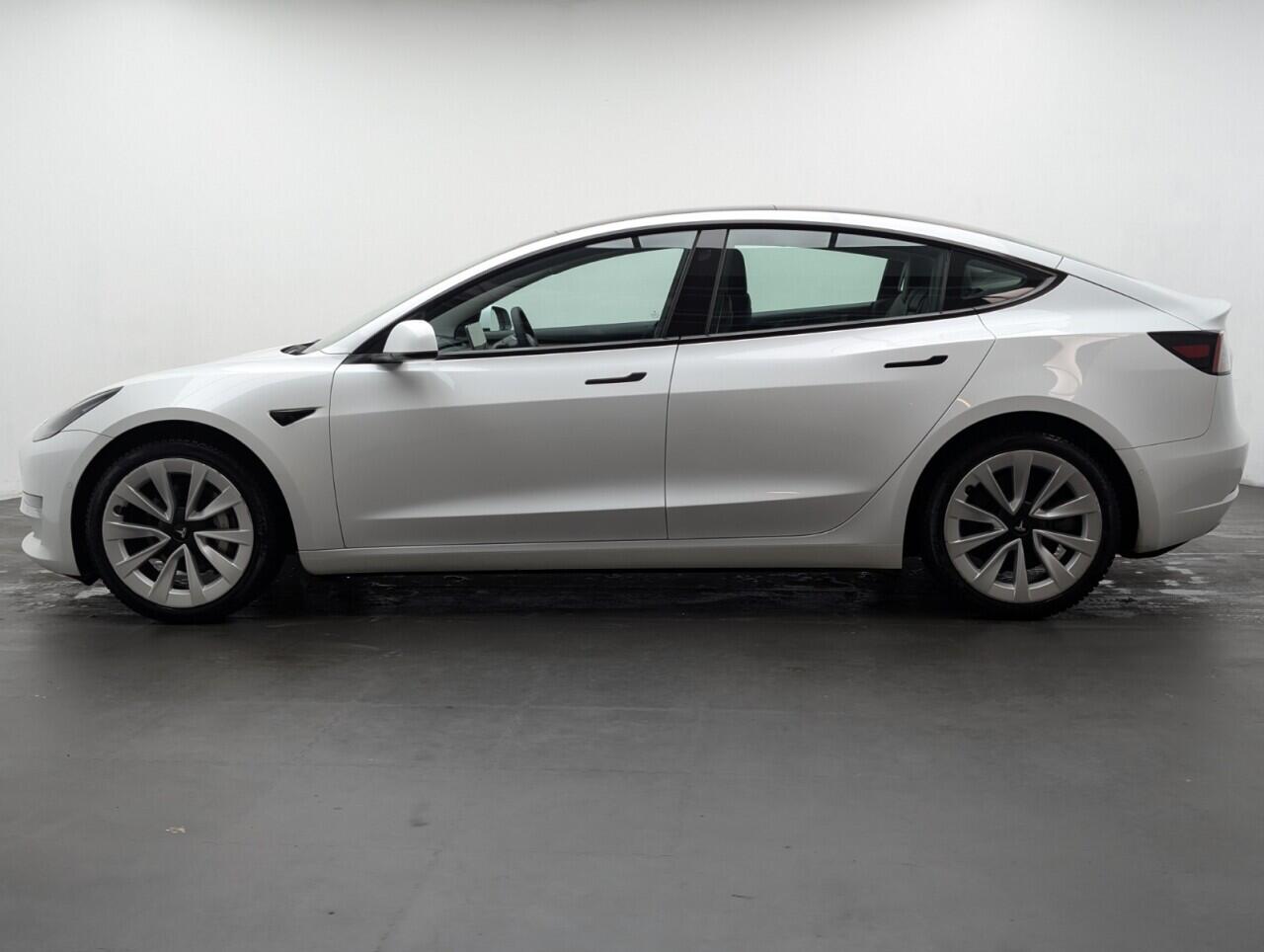 Used Tesla Model 3 2021 for sale - 77143147: Photo 5