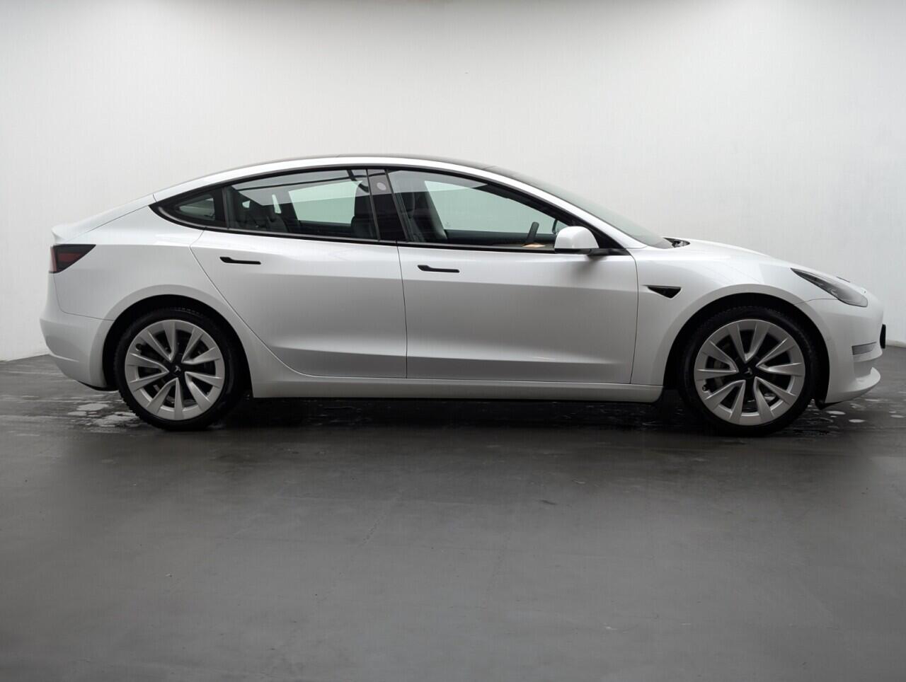 Used Tesla Model 3 2021 for sale - 77143147: Photo 9